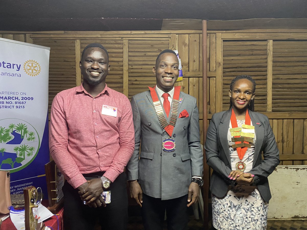 EmmaLukeera's tweet photo. The Rotaract Club of Nansana is doing well in attracting new members to join them including one inducted today. I have shared with them on how to keep their members engaged and productive. I wish them well and thank them for raising USD 71 towards our Rotary Foundation. https://t.co/WeGajcBR63