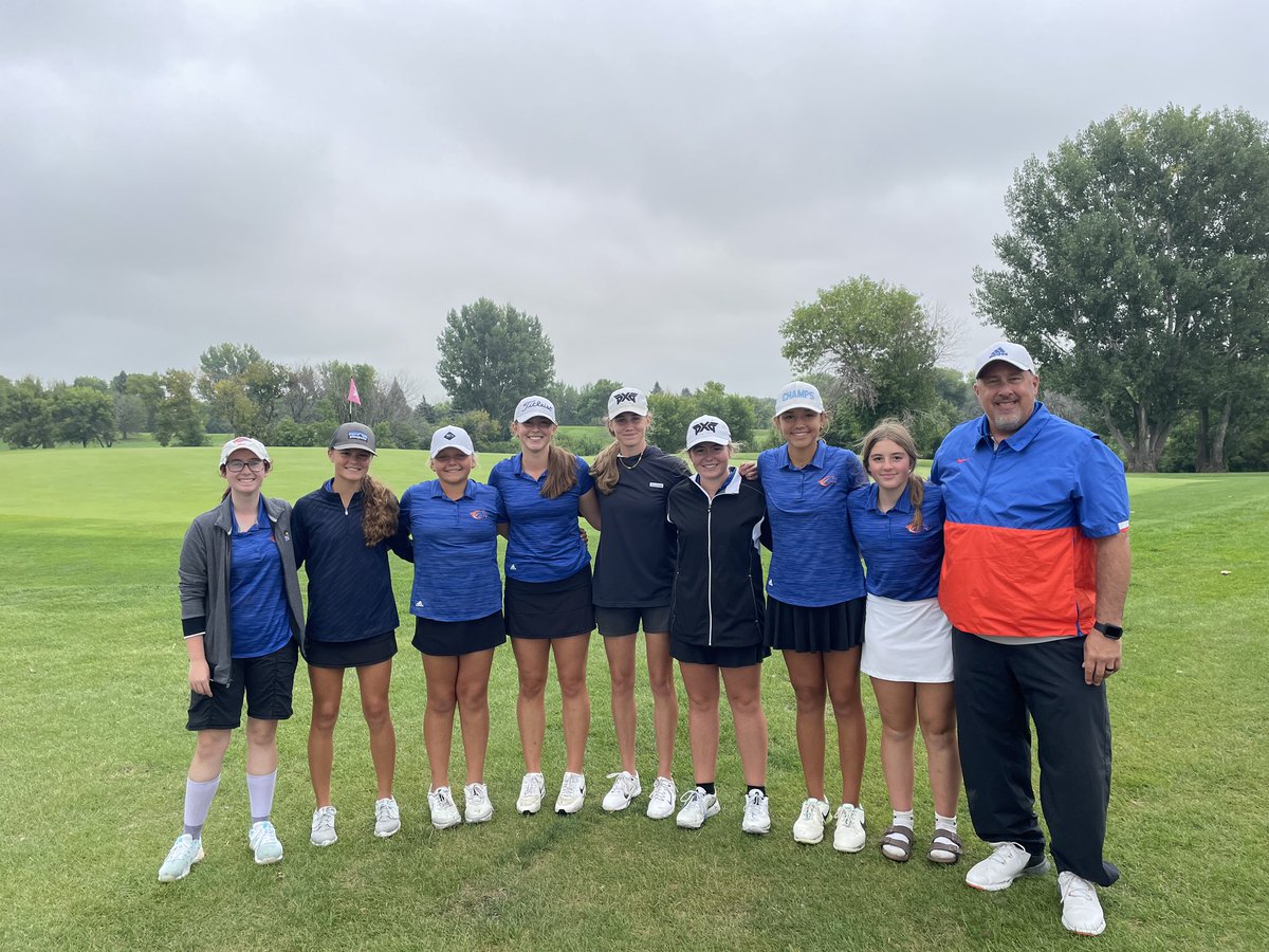 SHEYENNEGOLF's tweet photo. 🚨School Record🚨

Stangs shatter best round in school history by 5 strokes!

6 golfers shoot 89 or better! 
@Zoe_Keene30 —3rd (77)
@payton_stocker —8th (81)
@AubreySellheim —13th (86) PR
@AvaKeene12 —19th (88)
@adihoukom/@JuliaMelhus —24th (89) PRs

@wfsheyenne @WFMustangAD https://t.co/6UqwAyLnKb