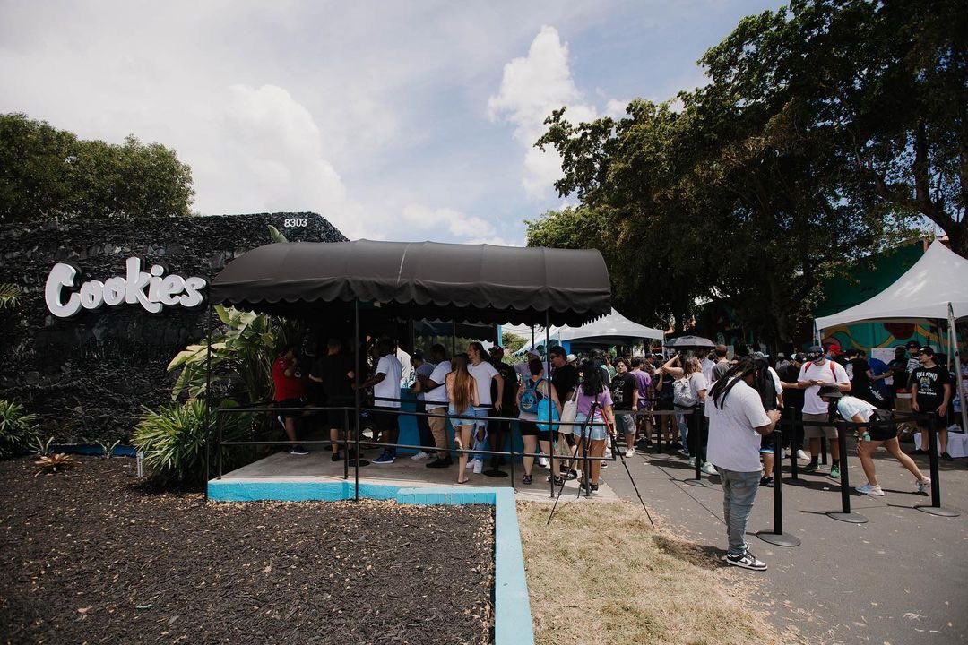 HeirJ0rdan's tweet image. If you’re in #Miami this weekend, pull up to @cookiesglobal (Miami), and celebrate 🍪💨🔥

RSVP: bit.ly/cookies-miami-…