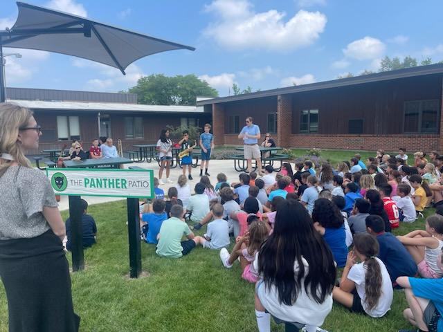 D23SullivanBand's tweet photo. Instrument demos for all of our interested 4th graders took place today!!! Our 7th graders sounded great. It's always exhilarating seeing the excitement on faces as they get to hear all of the instruments they can choose from. @d23orchestras @D23Sullivan #proud2BD23 https://t.co/iziTnUCj02