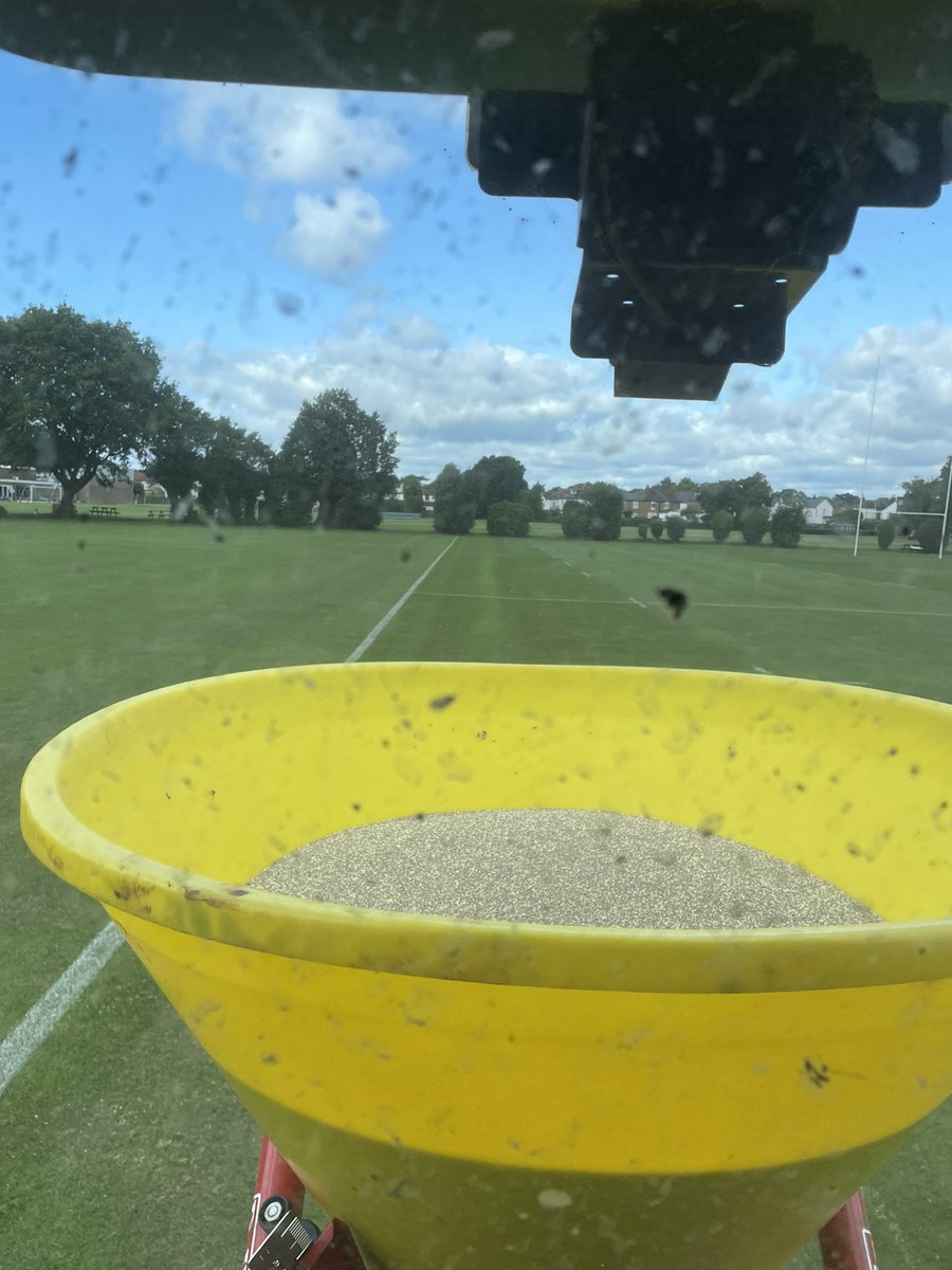 james_bouge's tweet photo. Busy busy,football,cricket,rugby all going on across the fields whilst we push to get all ready for the return of school.@CorinKent and James have been outstanding. Good colour,vigour and density across pitches.Great stuff. @OriginAmenity @thegma_ @Pitchcare #takeittoanotherlevel https://t.co/c7VIvMFVcq