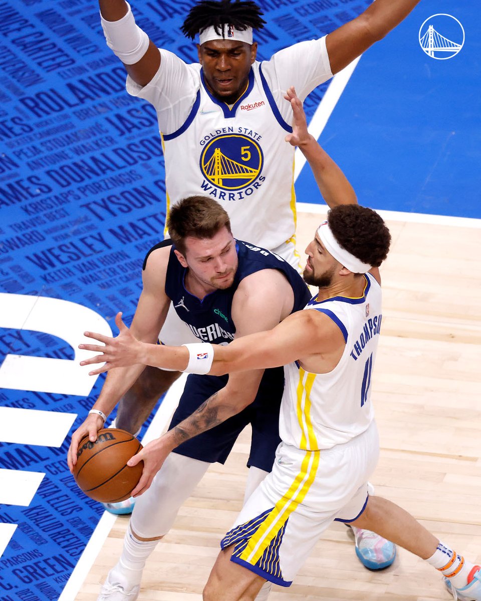 warriors's tweet photo. Packin' pressure 

#DubsDefenseWeek https://t.co/vJ7cq8Ryfs