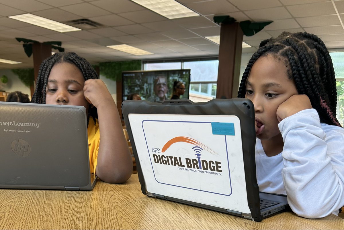 APSIT_BarkleyRL's tweet photo. i am using @quizizz to provide #personlizedlearning &amp; #smallgroup #instruction @APSFLSTRONG #studentengagement @apsupdate @APSInstructTech @apsitnatasha @EdtechFelisa TY Dr. Earls &amp; Ms. Baker for your support of #edtech MGSSE3.nbt.2 https://t.co/WEmTHBgr6f
