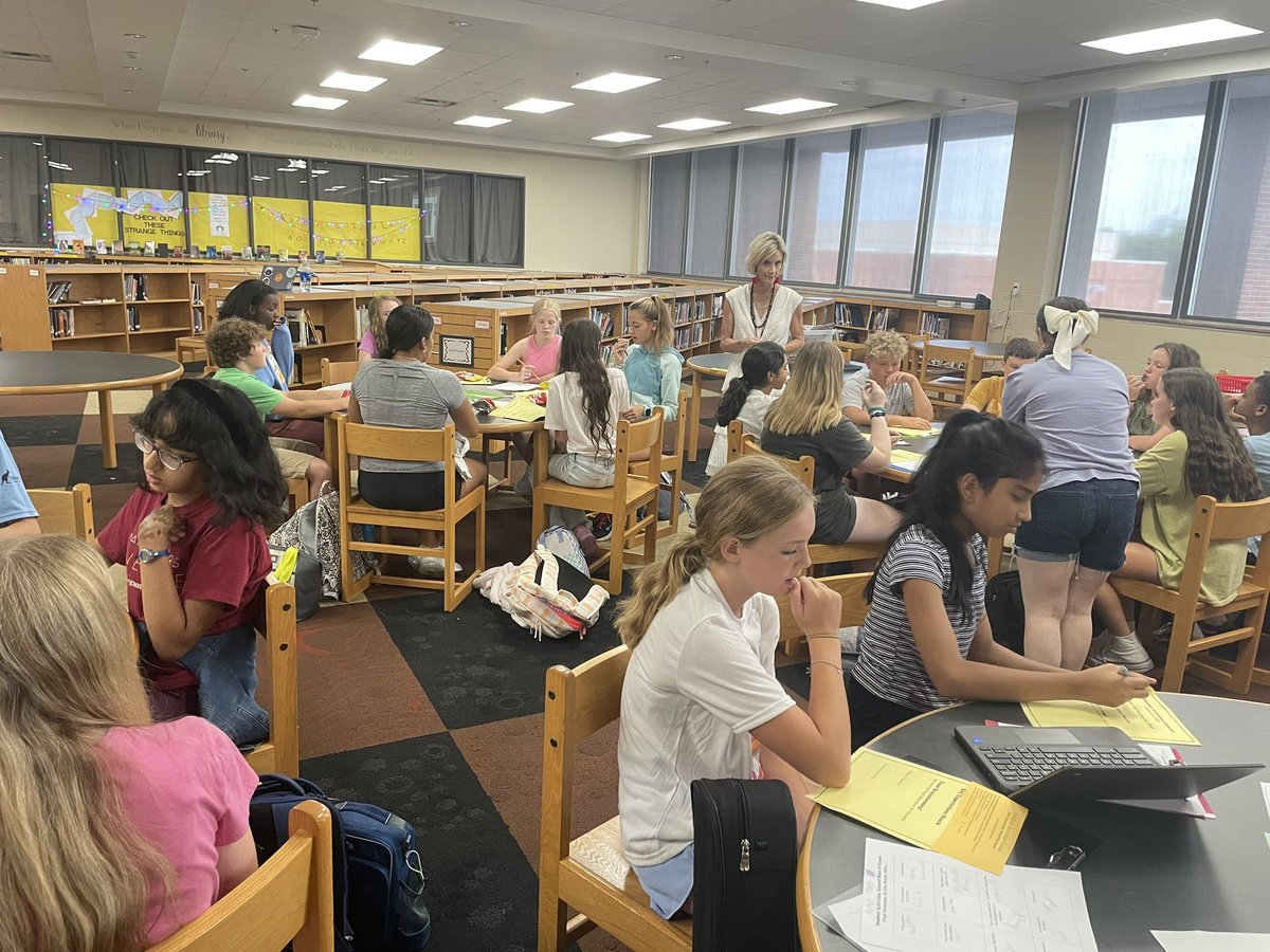 Anna Armstrong tweet media