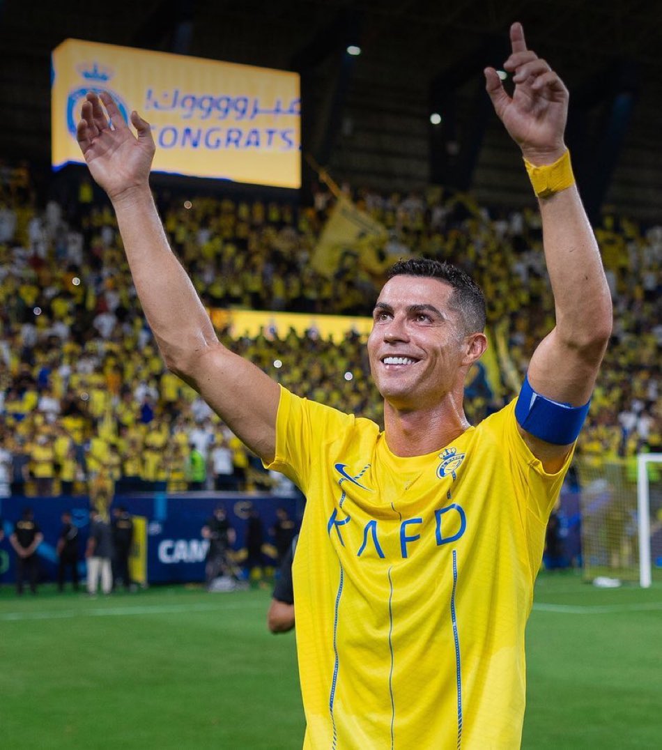 hfworld_'s tweet photo. Cristiano Ronaldo becomes the first in history to score and assist in 22 consecutive seasons.

Longevity. 🐐 https://t.co/meAJagopHd