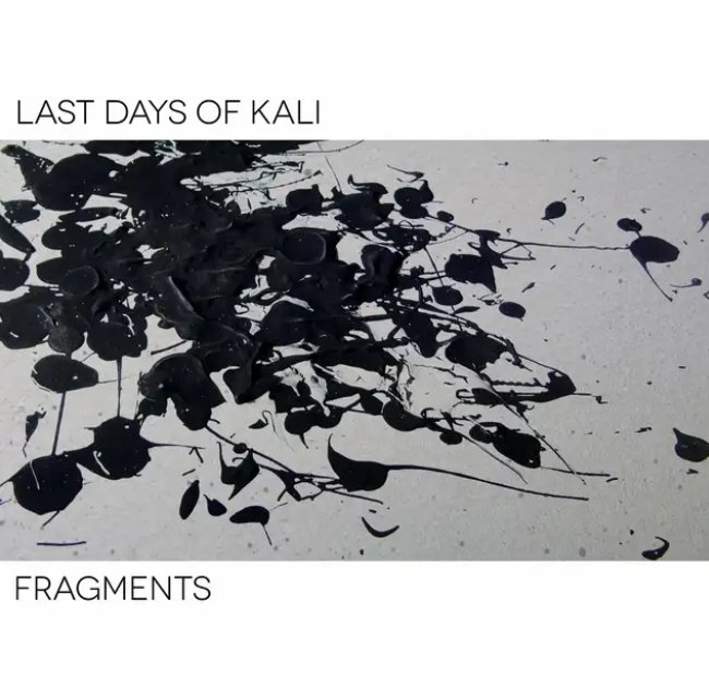 Postmusicsound's tweet photo. Sonando el último trabajo de @lastdaysofkali. Este trio de Adelaida nos deja un disco debut denso. Con una atmósfera y una sonoridad muy interesante. 
Dadle al play.
#postmetal #postrock

https://t.co/e0ZPvPVY4n https://t.co/VJ1SE2Hinw