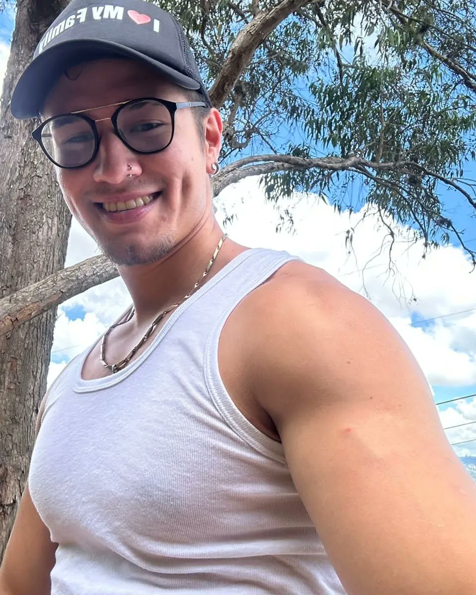 JustinGranchell's tweet photo. Piensa en grande y ejecuta con pasión 🤜🏻 https://t.co/lCrCQ8xIWw