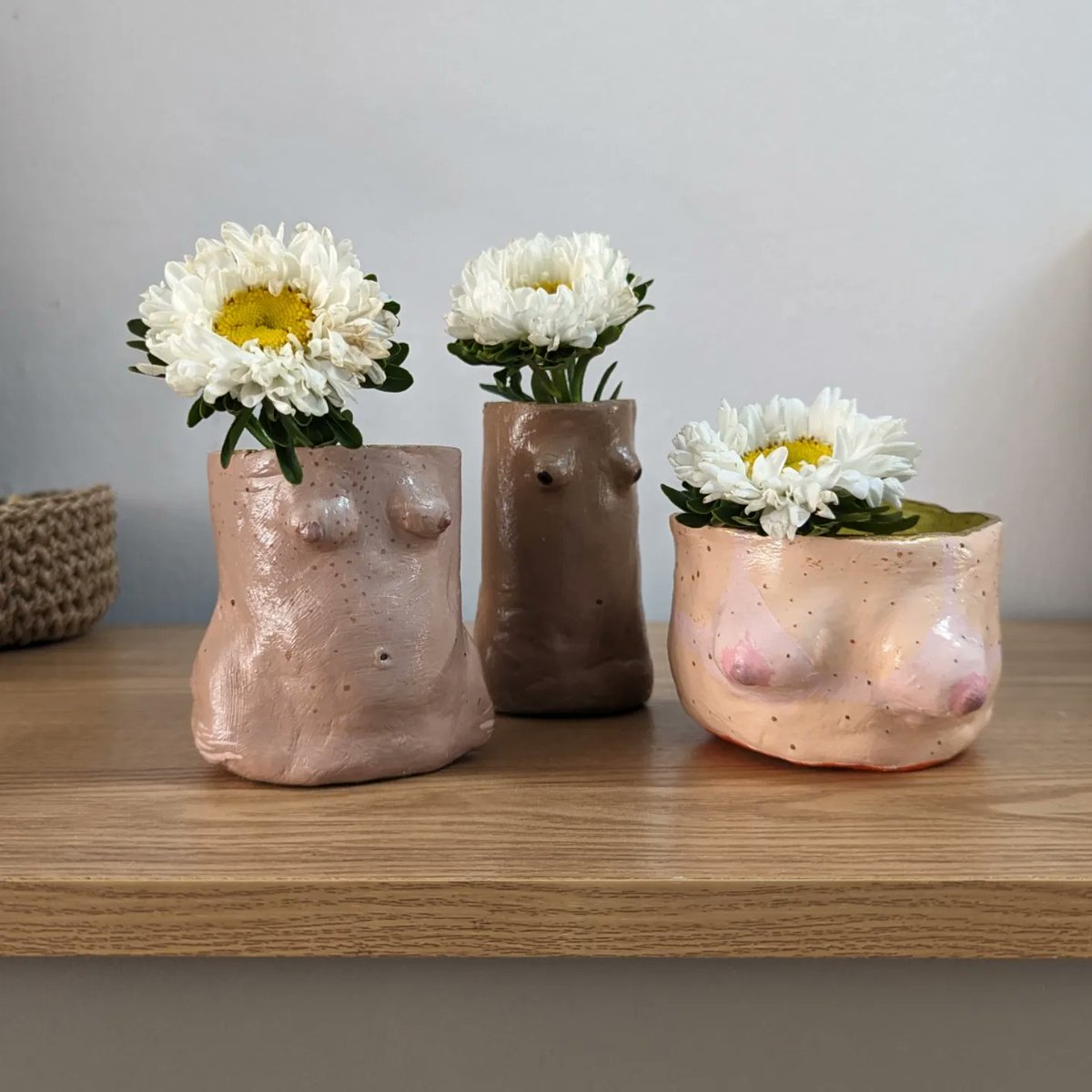 auipvu's tweet photo. I stopped posting here a while ago but in case you didn't know I have a tiktok (justdeenie) and instagram (just.deenie) where I've been sharing my journey into 6 months of sobriety, my mental health recovery and my newfound hobby - clay! https://t.co/vRfIn9wVOg