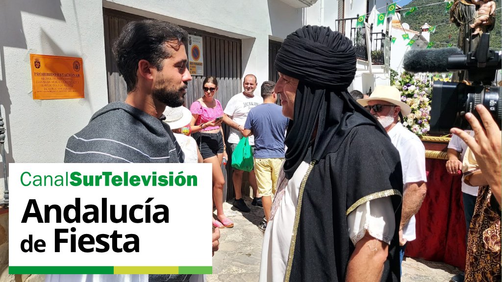 canalsur's tweet photo. 🔴 ¿Preparado para disfrutar del Gran Juego de la Oca? 🎲🦢
¿De la Nochebuena de Agosto? 🍇🏄🏻♀️☀️
3, 2, 1... ¡Empieza @AndaluciaDFiest! ▶️🥳
📆 Martes | 22:55
Canal Sur TV
📲 #ADFiesta
🔘Síguenos en directo 👉🏻 https://t.co/GOvxnzWFZz https://t.co/pCwuDMdye1