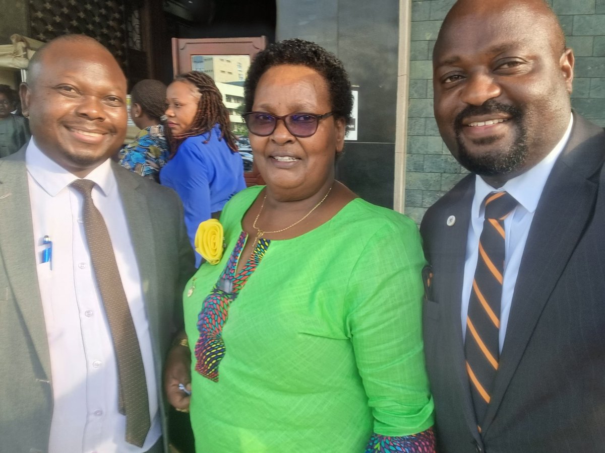 Meeting the elders is the best way to strengthen our team work  ....old is Gold thanks colleagues for your good time...unity is strength