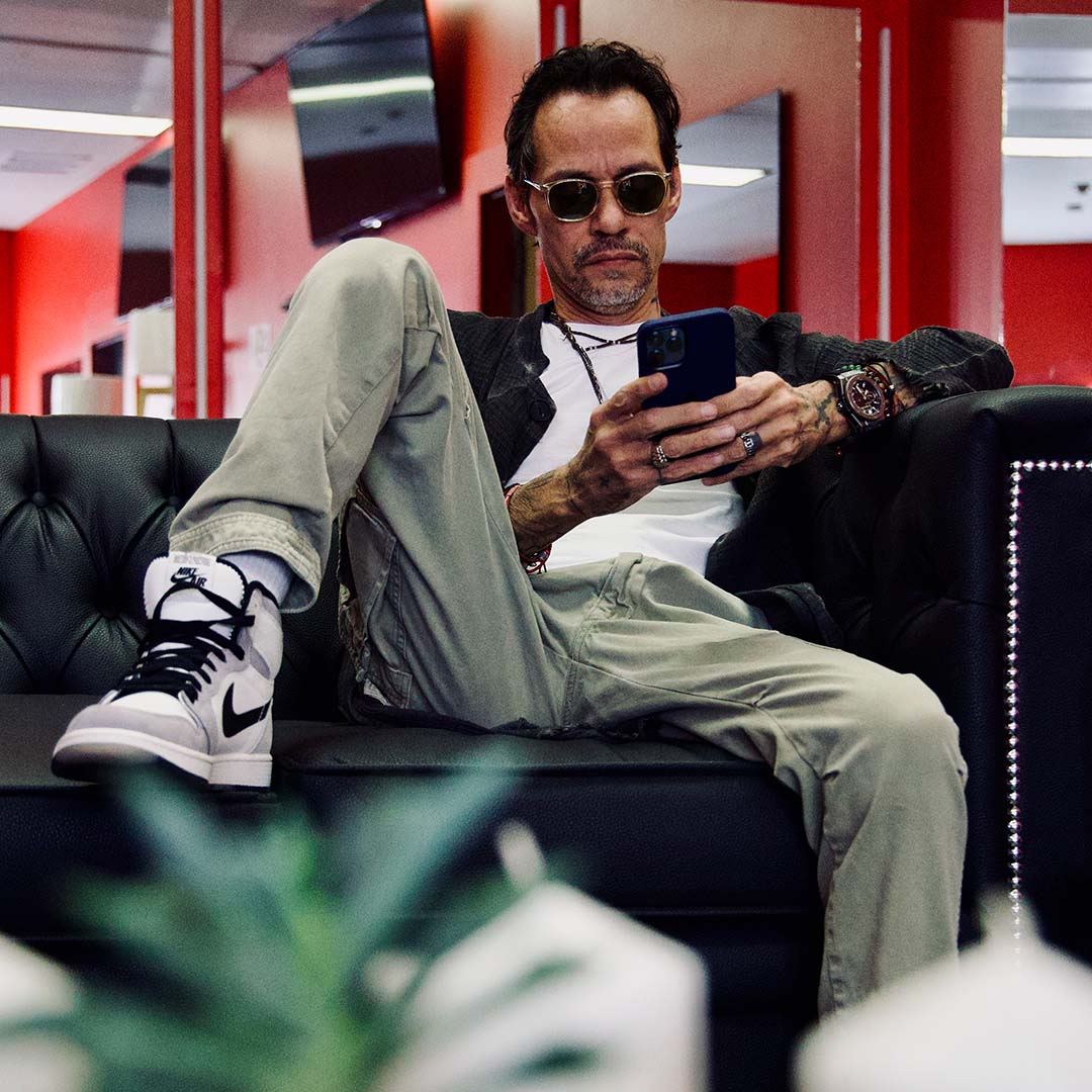 Marc Anthony tweet media