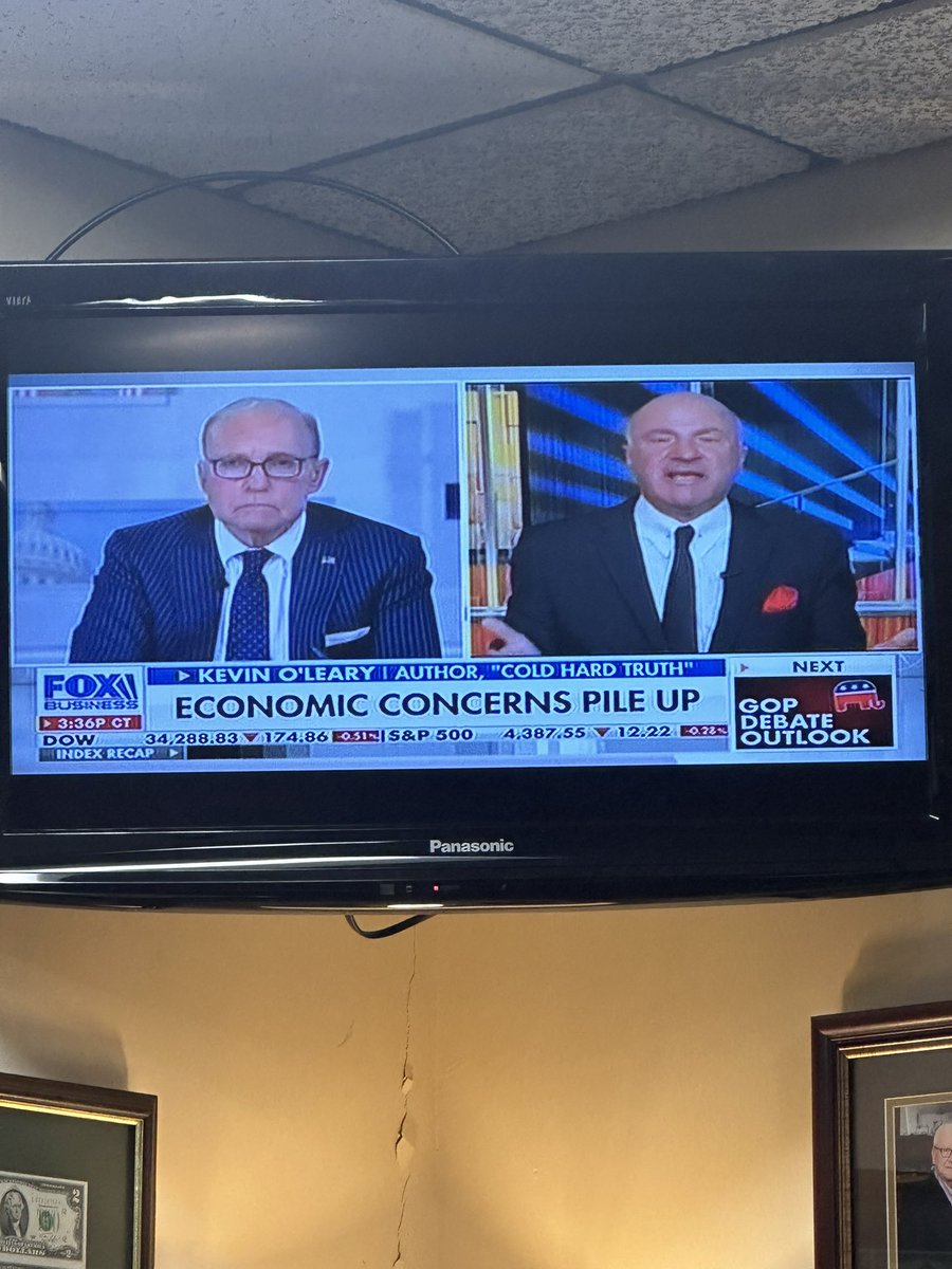BradMBolton's tweet photo. This is hard to watch..
@kevinolearytv trying too sell that “no banks are lending”,  and “if you don’t have 500 million or more in annual sales you have to go to shadow lenders”!
#FakeNews….
I bank folks who have gross revenues of 50K a year .
Community banks never stop lending and supporting their communities regardless of economic environment!
@FoxBusiness bring @romerorainey on the air if you really wanna know what’s going on with “small banks”
@ICBA