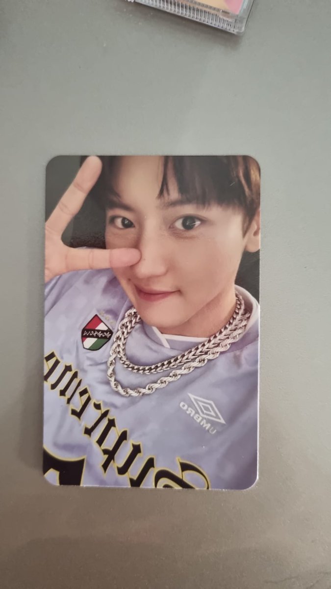 joyjaebeom's tweet photo. Troco por Chen smini ou algum Chen q eu não tenha alguém de Fortaleza? 
@exotrocasvendas @vendaetrocakpop 
@kpopceara https://t.co/zTVY4ajfvL