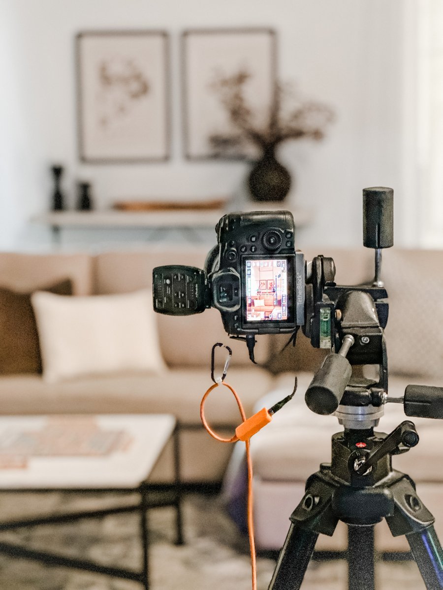 LGHVACUSA's tweet photo. An exciting day on set!📸Get a sneak peek of the #BehindTheScenes action during the filming and photo shoot for LG heat pumps. LG’s innovative heat pump products redefine efficiency and style! 🎥
Stay tuned for the final reveal.

#LG
#HeatPumps https://t.co/DQpa4xz1yP
