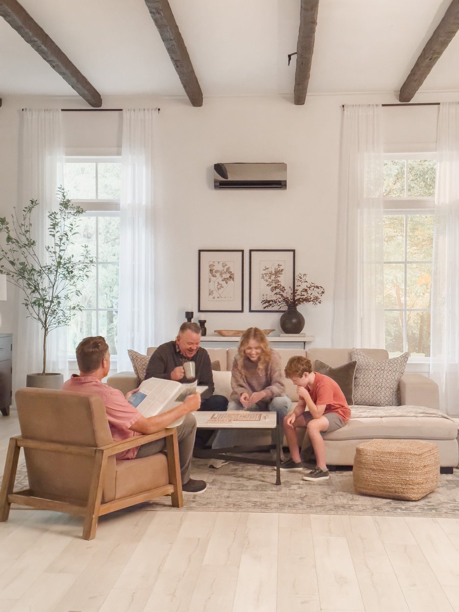 LGHVACUSA's tweet photo. An exciting day on set!📸Get a sneak peek of the #BehindTheScenes action during the filming and photo shoot for LG heat pumps. LG’s innovative heat pump products redefine efficiency and style! 🎥
Stay tuned for the final reveal.

#LG
#HeatPumps https://t.co/DQpa4xz1yP
