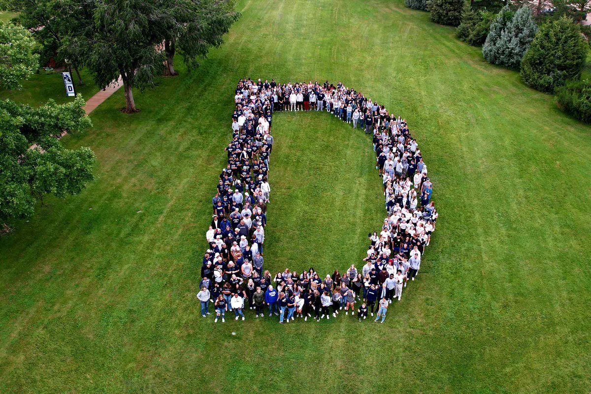 | HAWKS 🔵ARE ⚪️ UP |

#convocation2023 #DSU