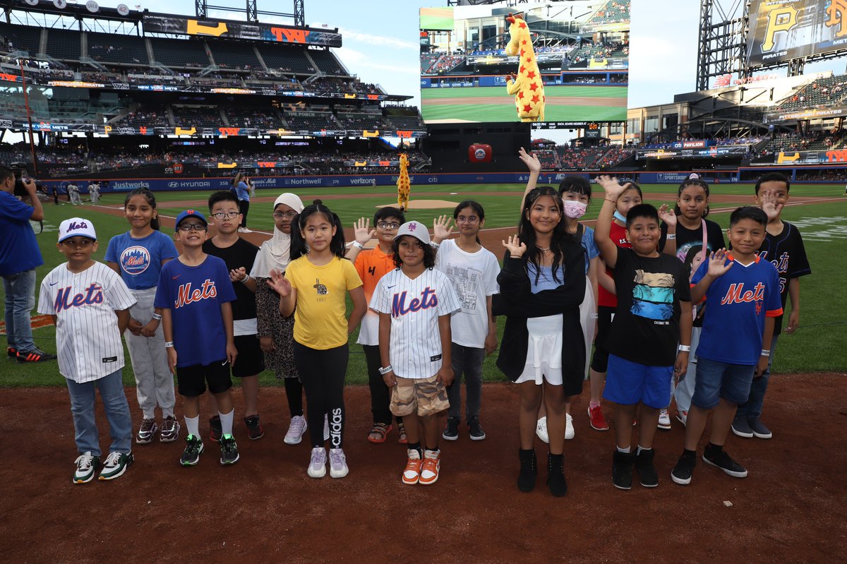 AmazinMetsFdn's tweet photo. Meet the remarkable readers of our Ya Gotta Read! program, presented by @Delta. These children were challenged to read for 20 minutes every school night throughout @Mets Spring Training, and knocked it out of the park! 

We invited the top readers from each of this year’s 22 participating schools out to @CitiField to be honored on the field for their achievements. Each student received field level tickets and a Citi Field gift card. 📚👏