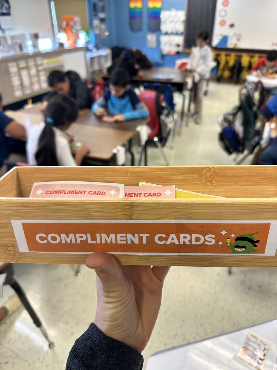 mariamiret4's tweet photo. My last group of the day has a surprise ready for the first group coming next morning! @ClassDojo ! @DanDRogersDISD #PracticingKindness π https://t.co/sxpK62JUXZ