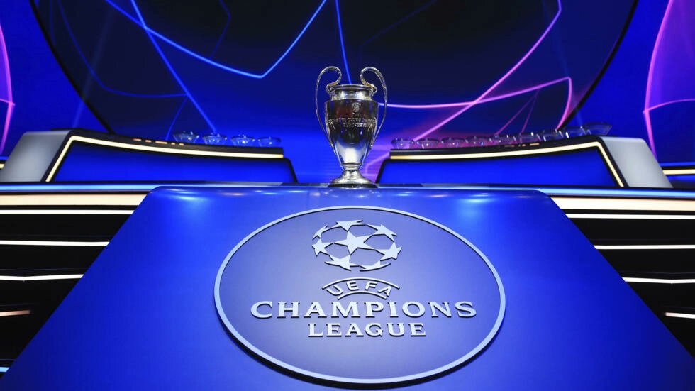 ⚽ on X: Resultados de hoje na UEFA Champions League (jogos de ida. Semana  que vem os jogos de volta): Antwerp 1x0 AEK Rakow 0x1 Copenhage Rangers 2x2  PSV Amanhã tem: Molde