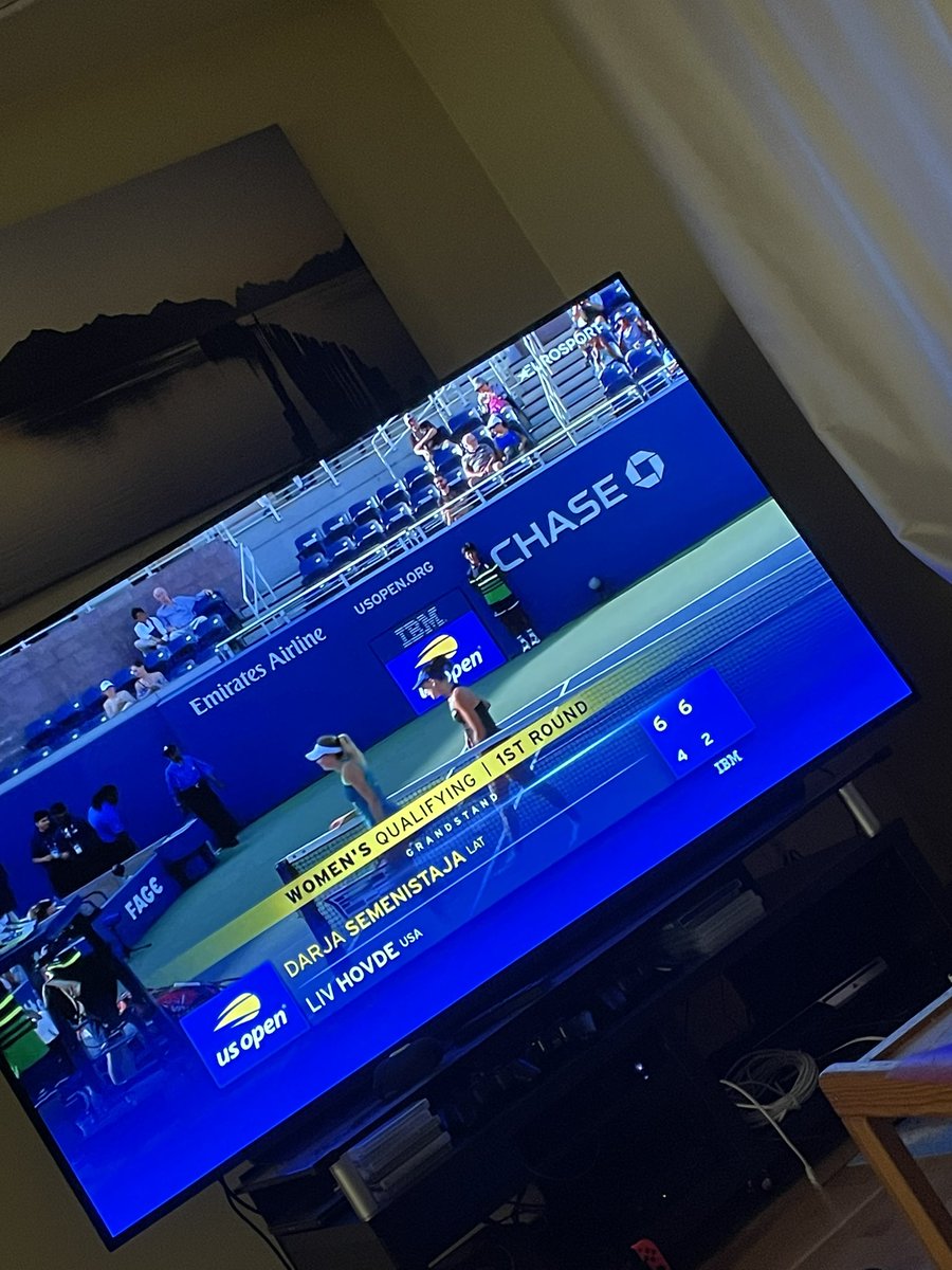 Tomēr kaut kas tur ir, tīri smuki beigās tīni apspēlēja. Vismaz stabila, var bez sirdsdrapēm noskatīties