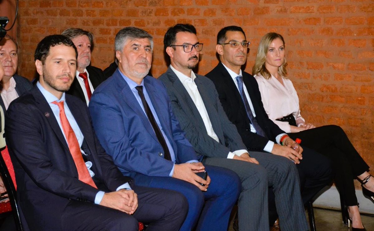 ingduartedure's tweet photo. Hoy tuve el honor de participar del acto de asunción al cargo del nuevo Ministro del @Miticpy, Sr. Gustavo Villate, a quien deseo mucho éxito en sus nuevas funciones al frente de tan importante cartera. https://t.co/CjVhPeknlB