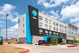 Come visit the first ever Tru in the United States right here in Okc!! 802 s Meridian Ave 

#trubyhiltonokcairport #hilton #SeeOKC #visitokc 

@VisitOKC @seeokc