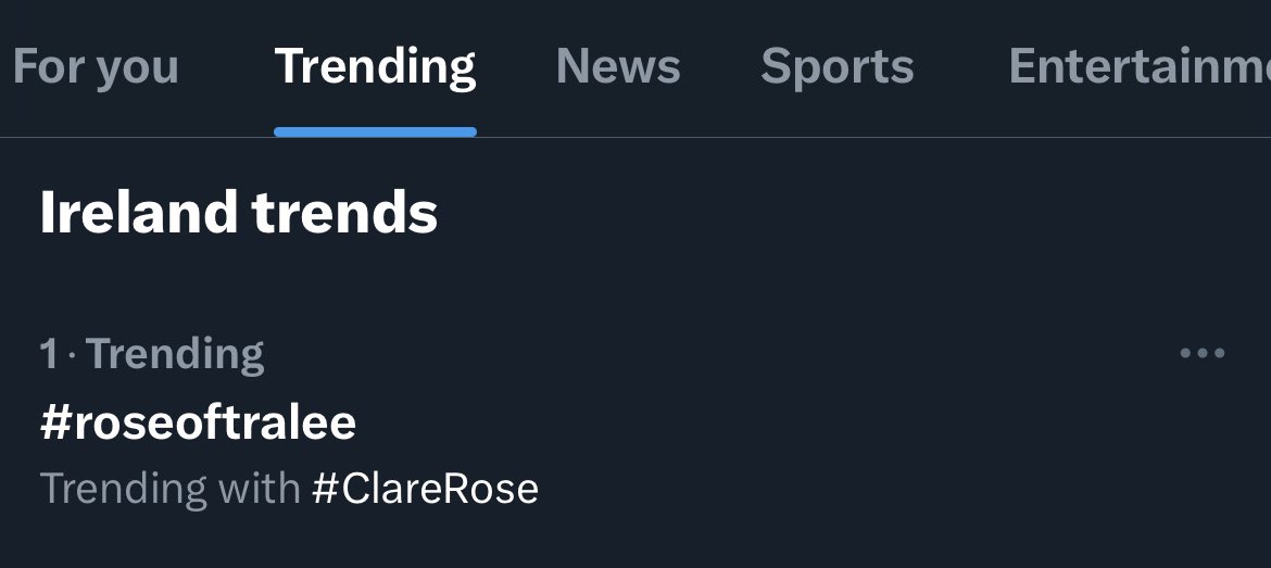 aoife_bannon's tweet photo. The trends don’t lie.. Up the banner! 🌹
#roseoftralee #clarerose https://t.co/7bEO6y91jm