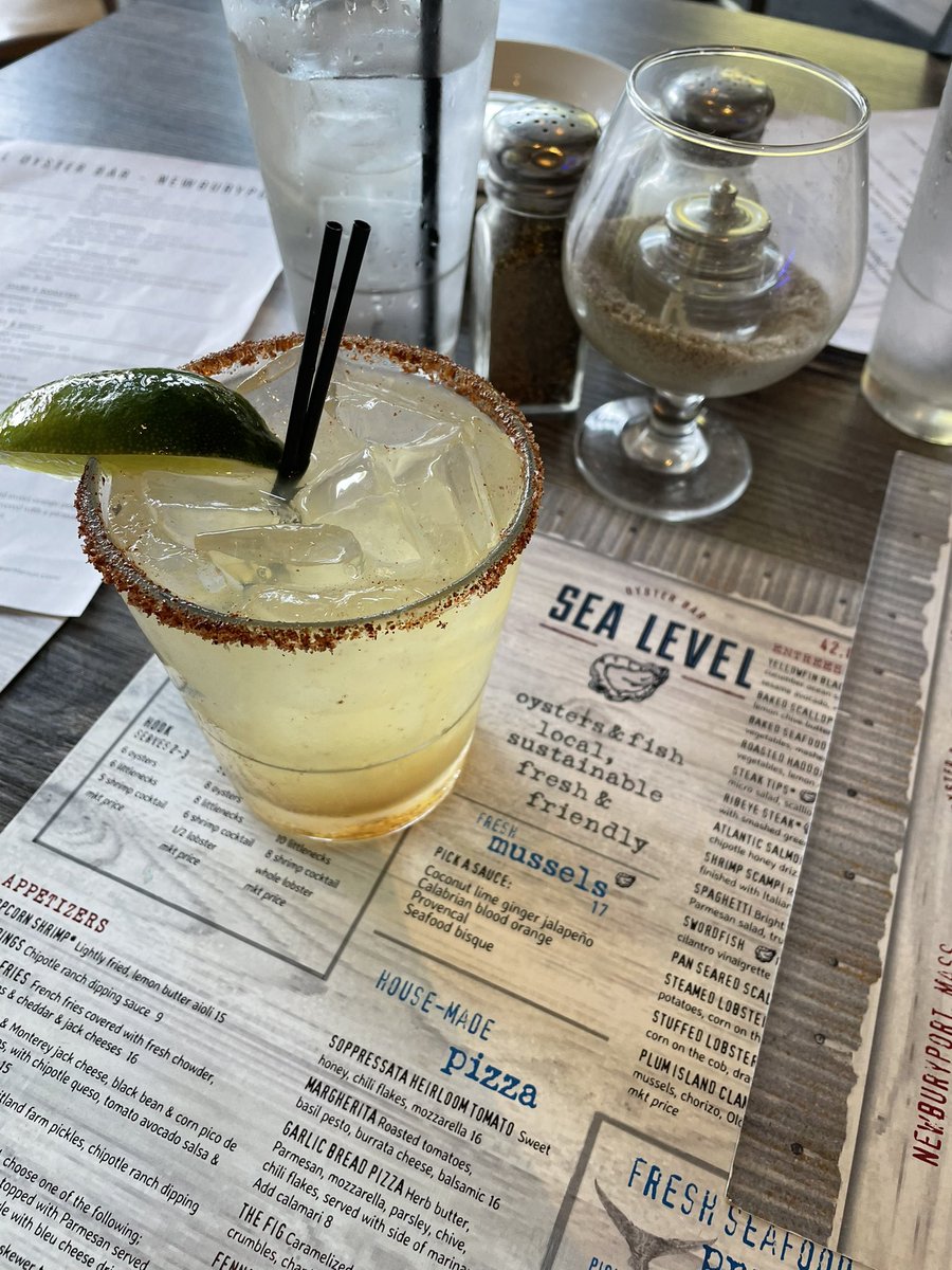 Uncorked Corner tweet media