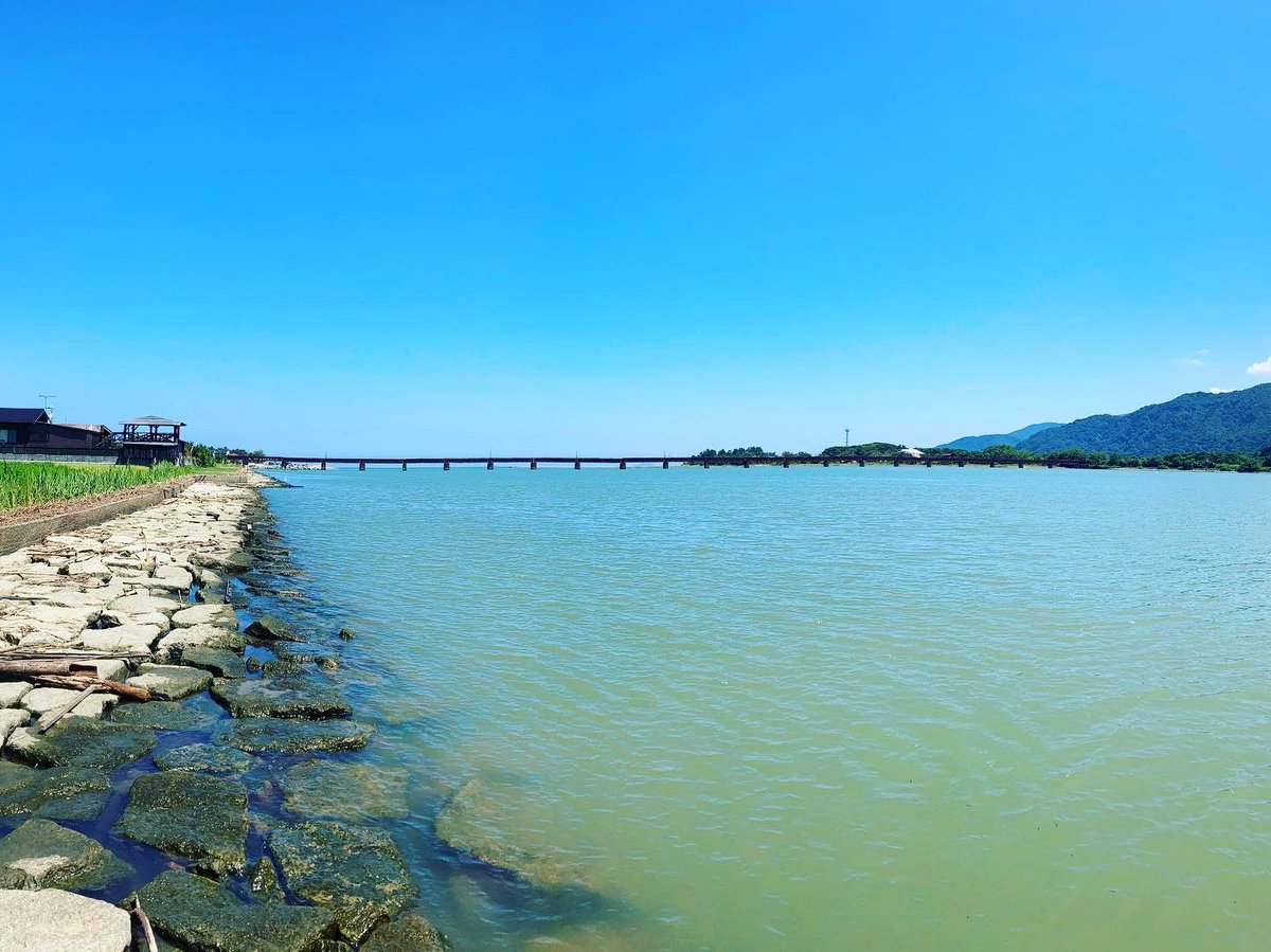 GaiForever's tweet photo. 先日のお出かけ
宮津　由良川橋梁
京都丹後鉄道　宮舞線

海外の娘の友人たちには、ジブリの世界だそう

日本の滝１００選　金引の滝
高さ約40M  幅約20M
ひんやり　避暑

娘の日本里帰りもカウントダウン
母は今から寂しいよ https://t.co/KPPYY0BA9w
