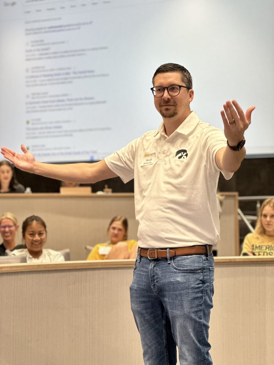 Upon reflecting on P1 Student Engagement Week <a href="/UIPharmacy/">UIPharmacy</a>, my first board meeting with the Genesis Board, P1’s White Coat Ceremony &amp; renewing my Oath of a Pharmacist, I am so proud &amp; happy to be part of the legacy that is the Hawkeye Pharmacy Family! Truly inspiring! #TwitteRx
