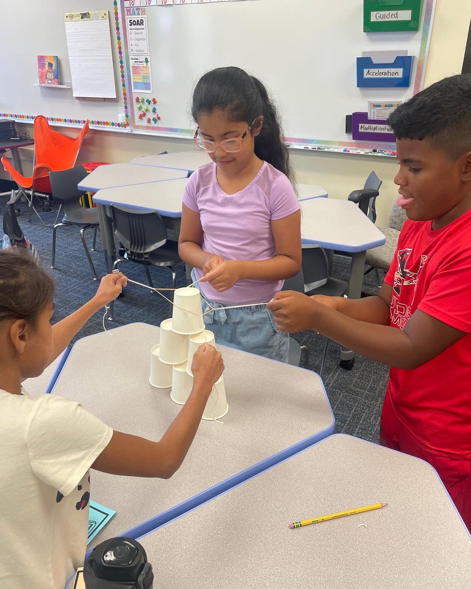 Fox_Elementary's tweet photo. Team Tuesday at Fox! Students built classroom connections while overcoming the Cup Stacking Challenge! #First15Days #PeakMoments #FoxRocks https://t.co/LVmAJWSk0v