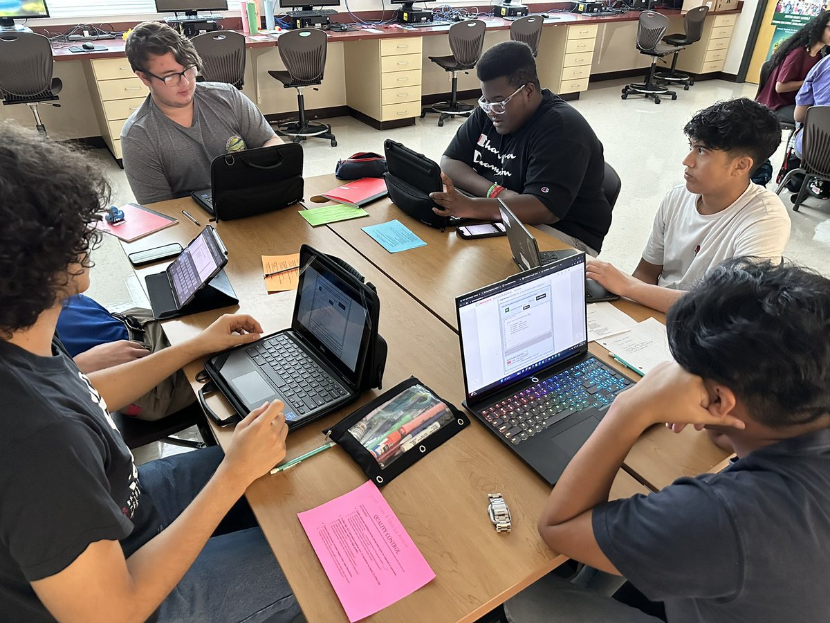MsRyanCS's tweet image. NCCA AP-CSA making strides with summarization and program analysis today using POGIL. Brilliant minds foster deeper learning &amp;amp; growth.