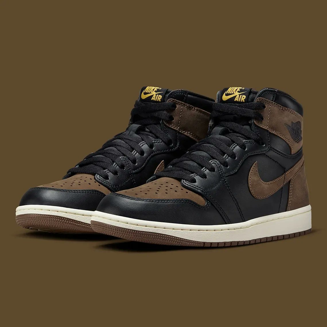 Sneaker News tweet media