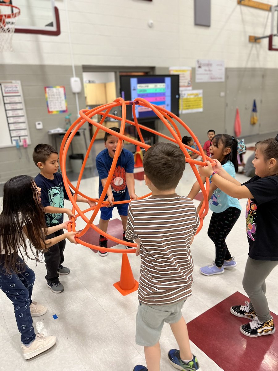 Teamwork makes the dream work! Nothing like hula hut relays to kick off the year! #ABSdiscovers
#ExpeditionExceLLence #LoveMyLISD