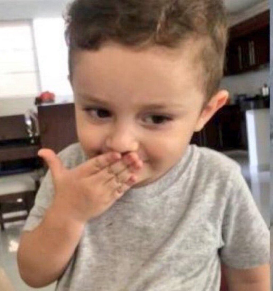 Kiddsglasses's tweet image. How many fans did cross loose? 

VOTE CROSS
#BBNaijaAllStars 
#CrossOkonkwo