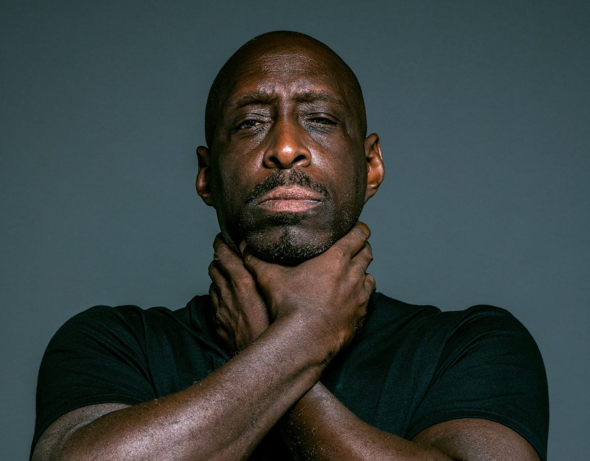 Nurses Share Their Tips for What to Do When You’re Choking and Alone scrubsmag.com/nurses-share-t…