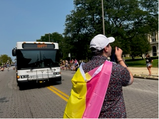 TARTA_Toledo's tweet photo. Summer may be winding down, but TARTA's presence at community events is still going strong. This past weekend, we were thrilled to take part in #ToledoPride! So happy to support all of our community at great events like this. #TakingYouPlaces https://t.co/ixNT4Gk8ml