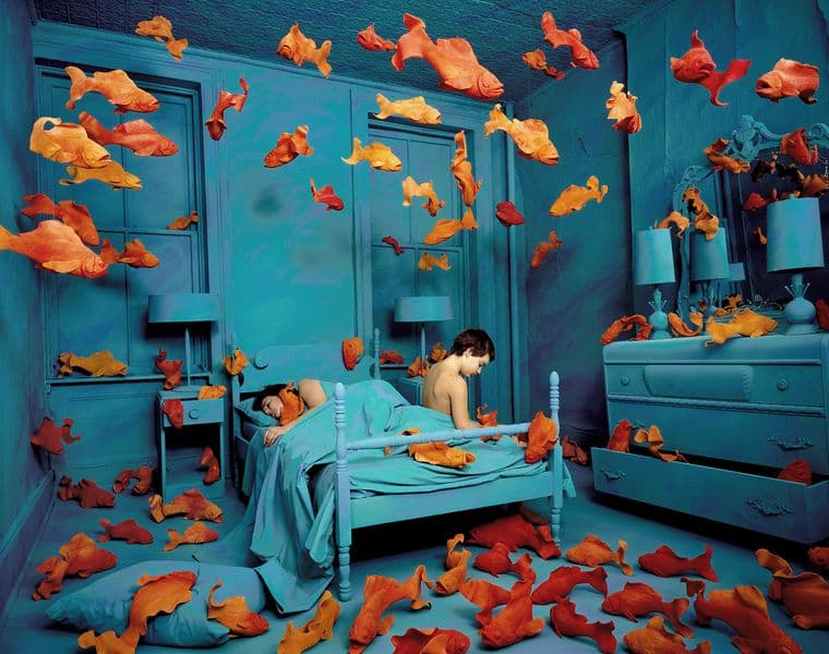 fellowshiptrust's tweet photo. In the age of AI, it's important to look back at those artists who used their cameras to transform reality in the past. ↩️👀

↓ Today we'll explore the captivating work of the artist Sandy Skoglund https://t.co/80WZmLgbCP