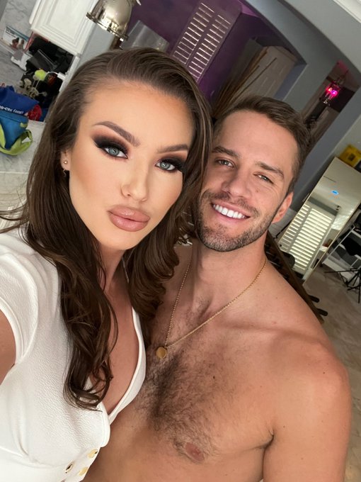 So excited to get fucked by @DanDamageX for @naughtyamerica  🇺🇸 💦 today   @101ModelingInc @teambrian2016<a class="tags" href="/tag/dandamagex">@dandamagex</a><a class="tags" href="/tag/naughtyamerica">@naughtyamerica</a><a href="/tag/newprofilepic"class="tags"><span>#newprofilepic</span></a>