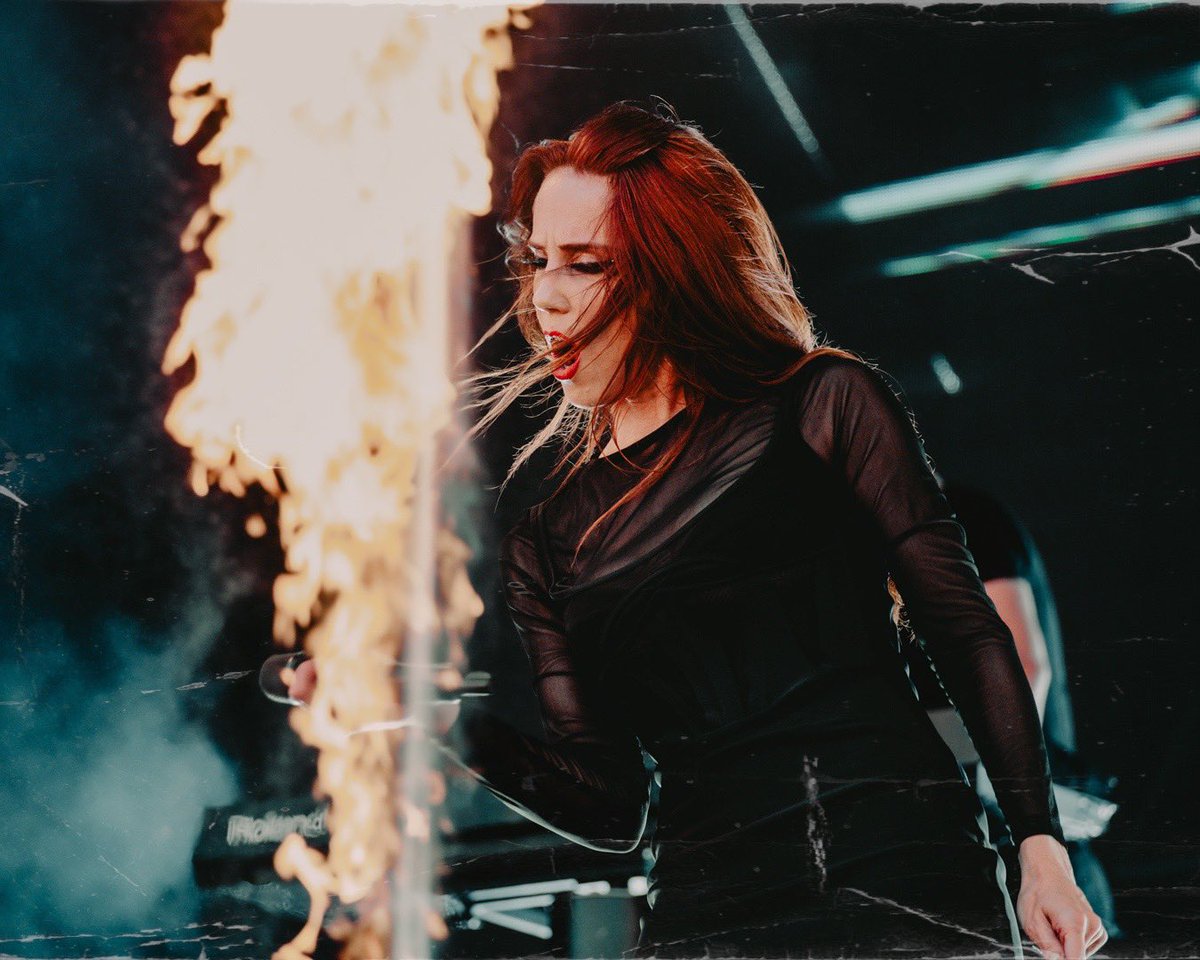 NYNE_Photo's tweet photo. Sneak peek of @Epica live at Summer Breeze 2023! https://t.co/aFX0cHEAc9