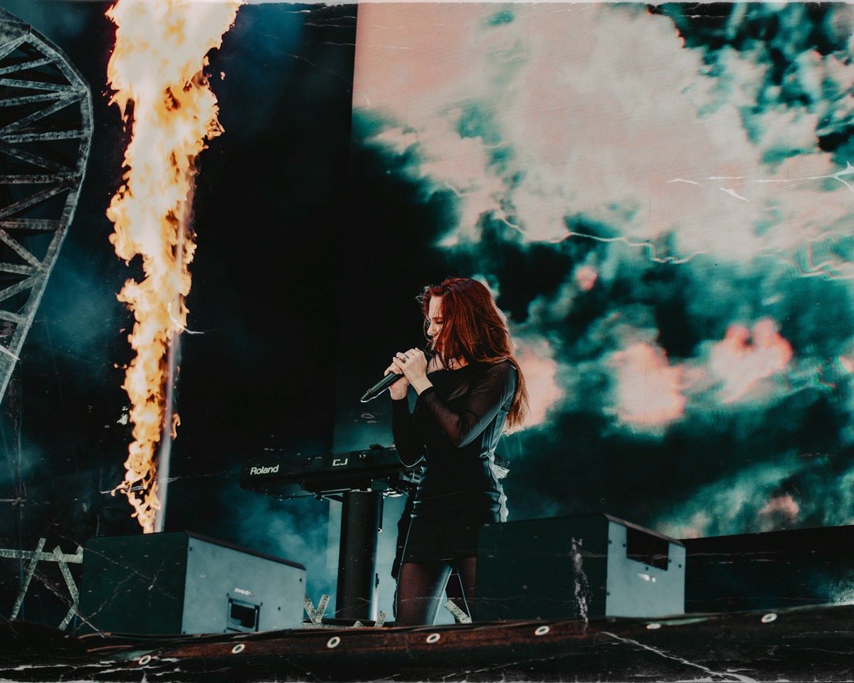 NYNE_Photo's tweet photo. Sneak peek of @Epica live at Summer Breeze 2023! https://t.co/aFX0cHEAc9