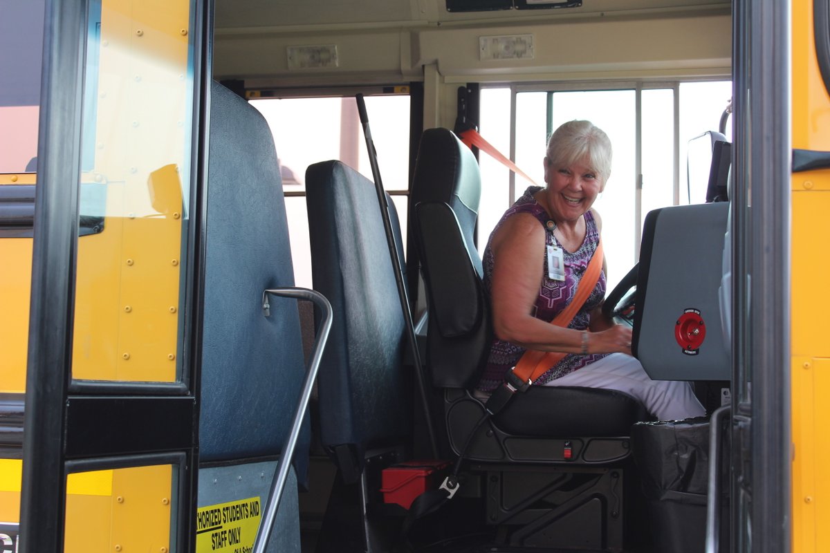 PlatteCountyR3's tweet photo. All afternoon routes are complete with students delivered to their destinations. We apologize for any delays as we take extra time to ensure students get home safely. We expect to improve tomorrow! Let's thank our awesome transportation team for a great #PCR3FirstDay! https://t.co/7pvMvCTZel