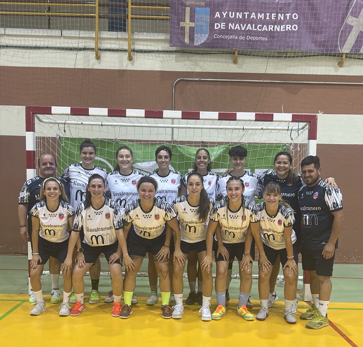 PRETEMPORADA | 2ª División 
Completada la segunda sesión de la semana de nuestras jugadoras a las órdenes de <a href="/MaryFBrasil/">Marilia Brasil</a> y <a href="/daniellabian/">Daniel Labian</a>