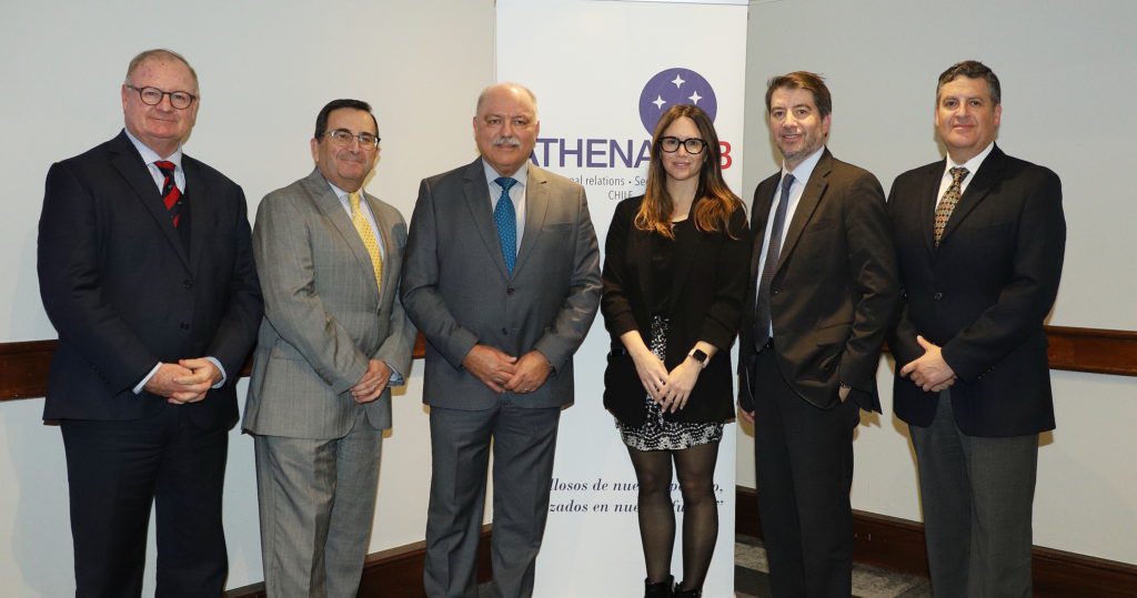 AthenaLabOrg's tweet photo. AthenaLab y @SoberaniaeClima de Brasil firman memorando de entendimiento 🤝

➡️ Detalles y fotos aquí: https://t.co/jCfae004zn https://t.co/OJPM5R2vTE