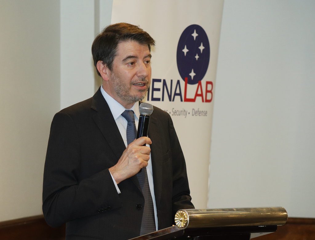 AthenaLabOrg's tweet photo. AthenaLab y @SoberaniaeClima de Brasil firman memorando de entendimiento 🤝

➡️ Detalles y fotos aquí: https://t.co/jCfae004zn https://t.co/OJPM5R2vTE