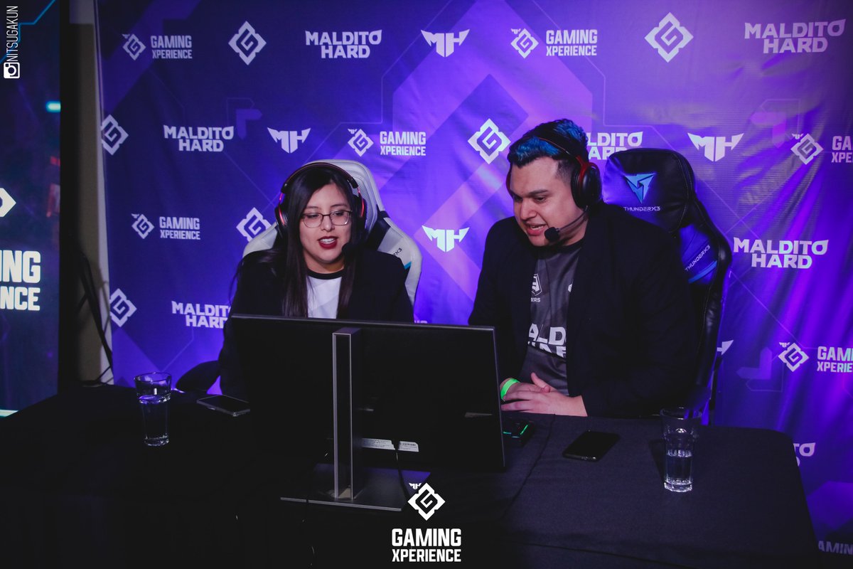 FabriPanozzo's tweet photo. Un poco mas de lo que fue la fiesta en LaRural con @PuntoGamers_  en el evento de #MHExperience. @luvaist nos queda el saco? jaja. https://t.co/tGUaMXJDHq