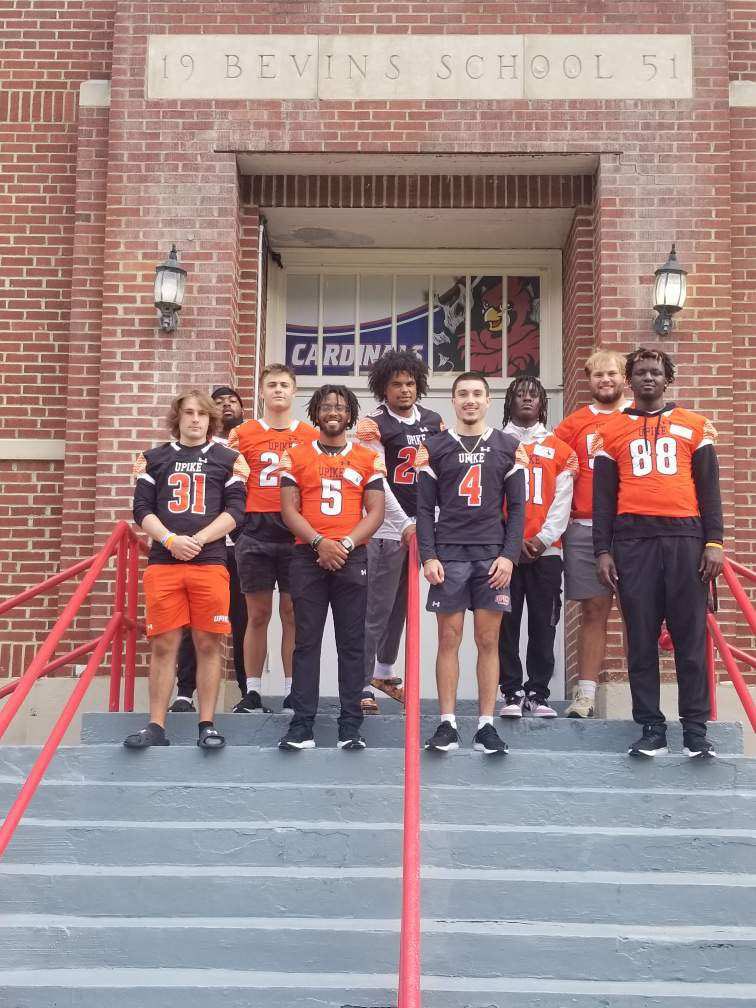 UPIKE FOOTBALL tweet media