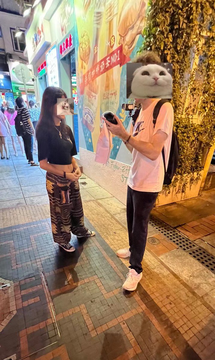 Feromonas tweet media