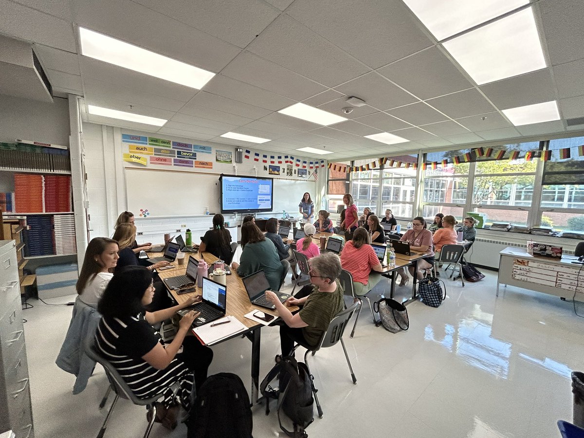 Julie Christ tweet media