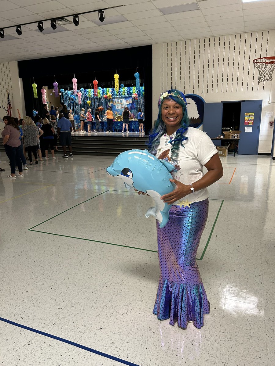 Julie Christ tweet media